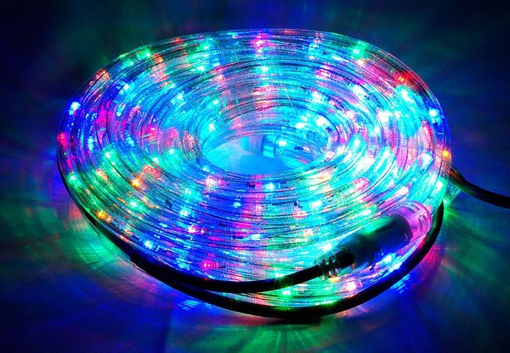LED-es karácsonyi fényfüzér 10m 240LED 8 funkcióval Színes