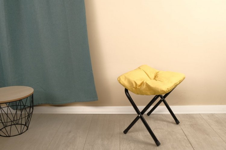 Ležeči fotelj z naslonom za noge Yellow Perfetto