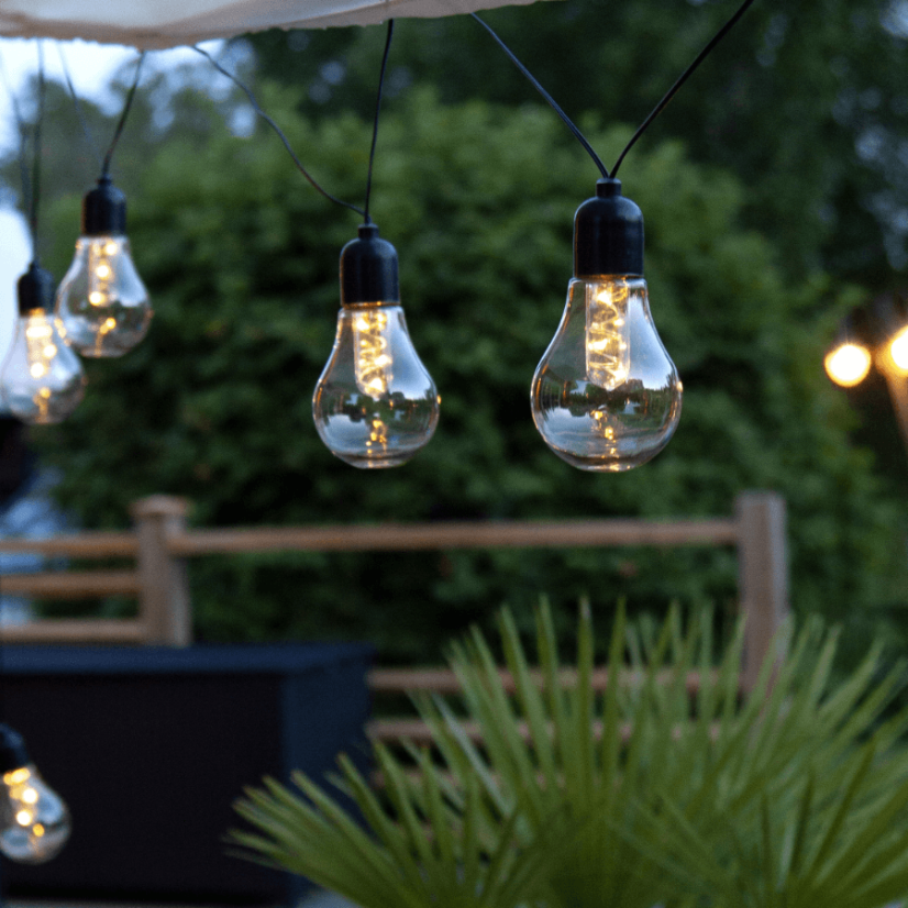 Dekorative LED-Girlande REPEAT für den Außenbereich, batteriebetrieben, 4,2 m, warmweiß