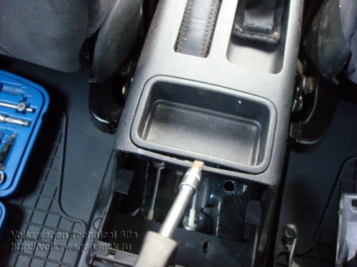 Naslon za roke VW BORA - kovinski adapter, Siva, eko usnje