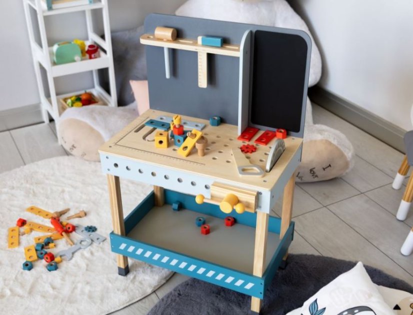 Munkapad szerszámokkal Kicsi kézműves 47db