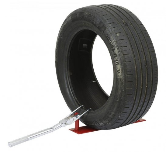 Сваляч за гуми с регулируема дръжка