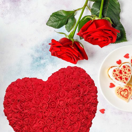 Inimă din trandafiri Ziua Îndrăgostiților 30 cm