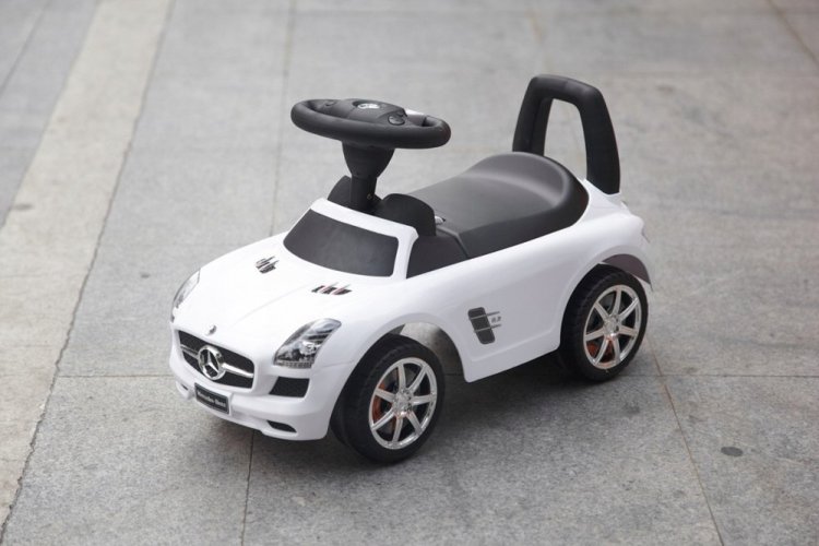 Mașinuță fără pedale - Mercedes alb