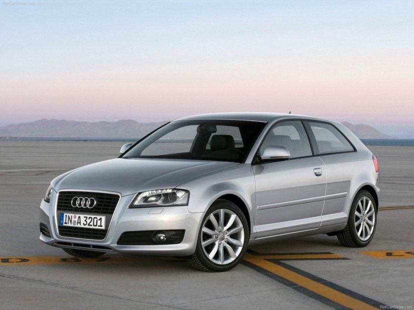 Подлакътник AUDI A3 (S3) модел 8P, черен, текстилно покритие