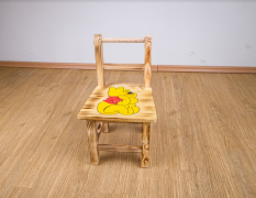 Детски дървен стол Мечо Пух