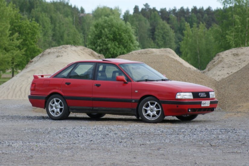 Подлакътник AUDI 80 (B3;B4) / AUDI 80 CABRIO / AUDI 90, черен, текстилно покритие