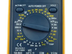 Univerzalni tester G30821