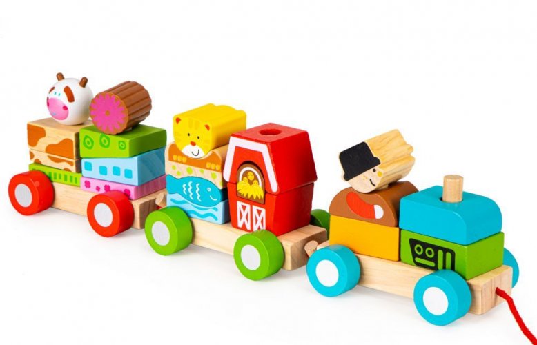 Tren din lemn pentru copii cu cuburi