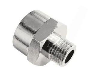 Redukció 1/8„-os külső menet 1/4”-os belső menet